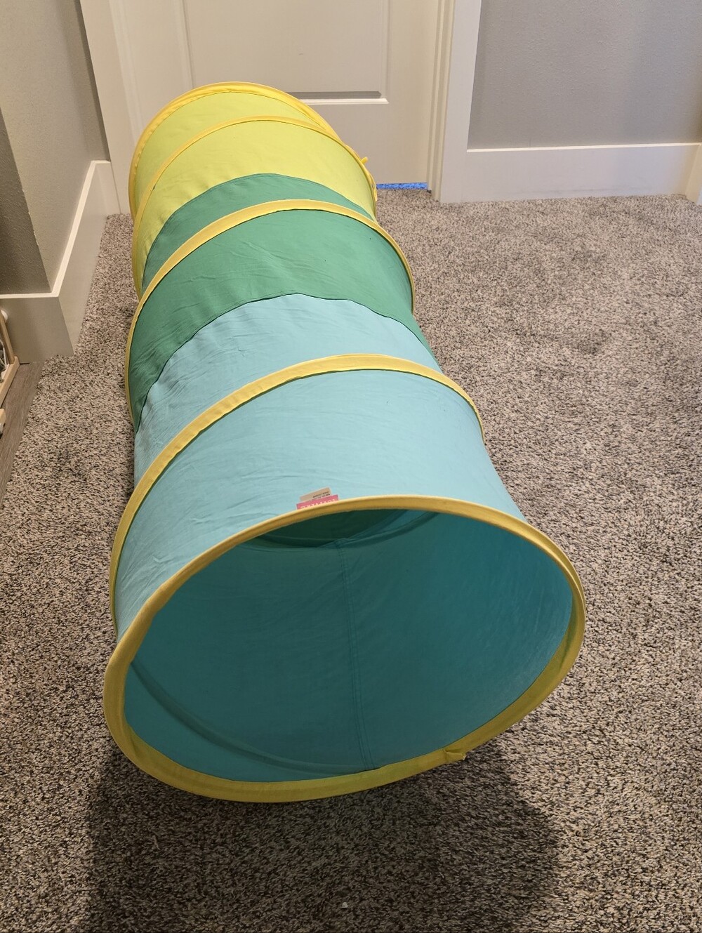 Lovevery Organi Cotton Tunnel - Picture 2 of 8